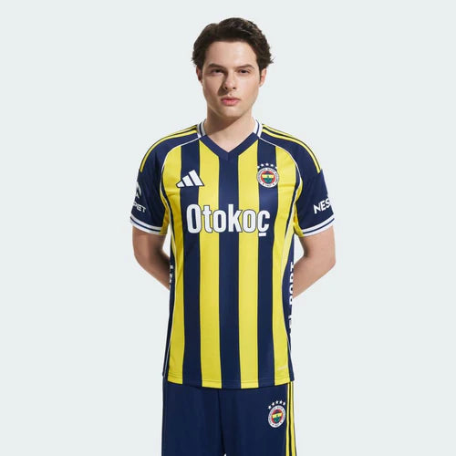 Camisola Fenerbahce principal 2025/2026