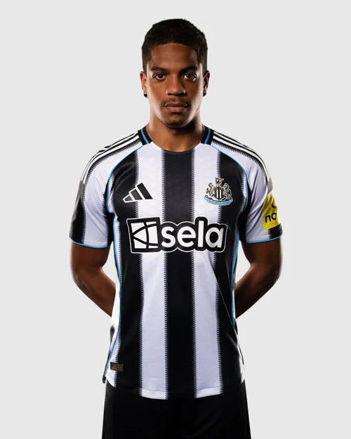Camisola Newcastle principal 2025/2026