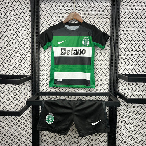 Conjunto infantil principal verde branco preto 2024/2025