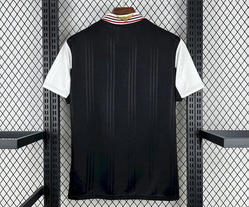 Camisola retrô preta alternativa 1997/1998