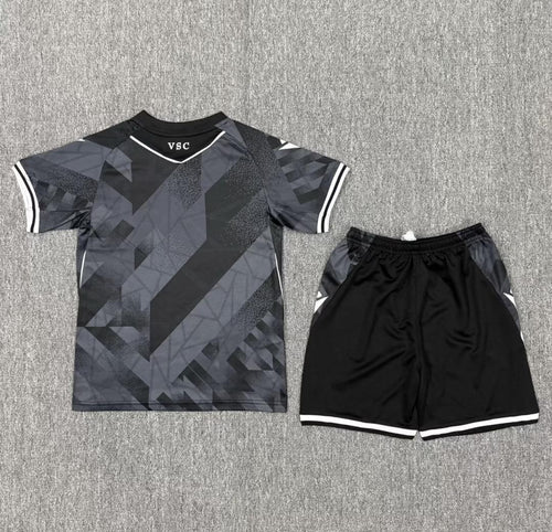 Conjunto infantil Vitória Guimarães alternativo preto 2025/2026