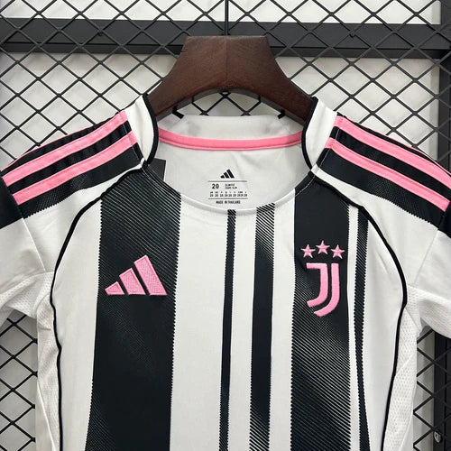 Conjunto Infantil Juventus home 2025/2026