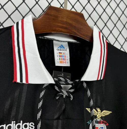 Camisola retrô preta alternativa 1997/1998