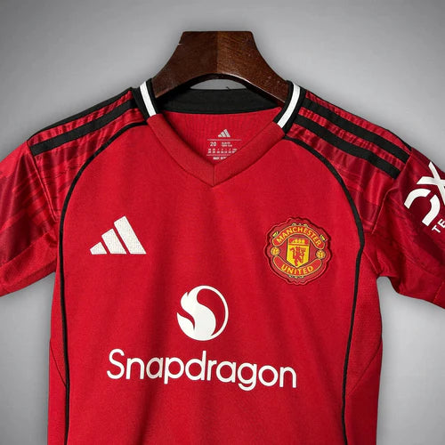 Conjunto Infantil Manchester United home 2025/2026