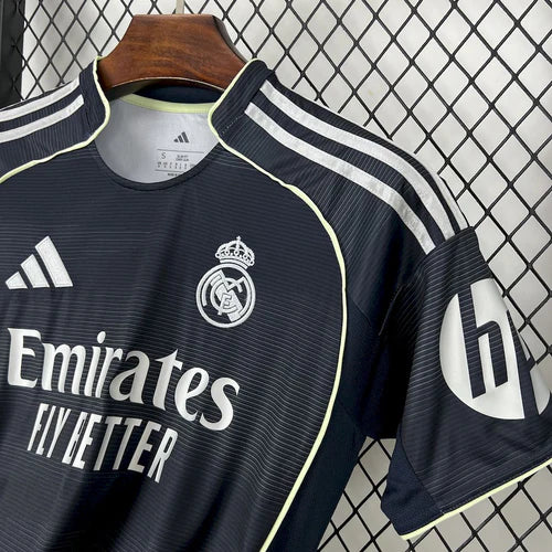 Camisola Real Madrid alternativa 2025/2026