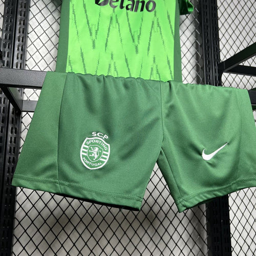 Conjunto infantil VERDE alternativa 202425