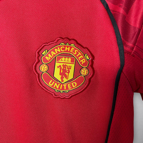 Conjunto Infantil Manchester United home 2025/2026