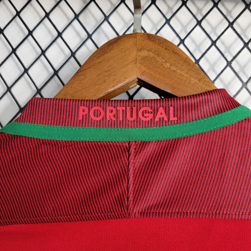 Camisola Portugal vermelha retrô 2016/2017